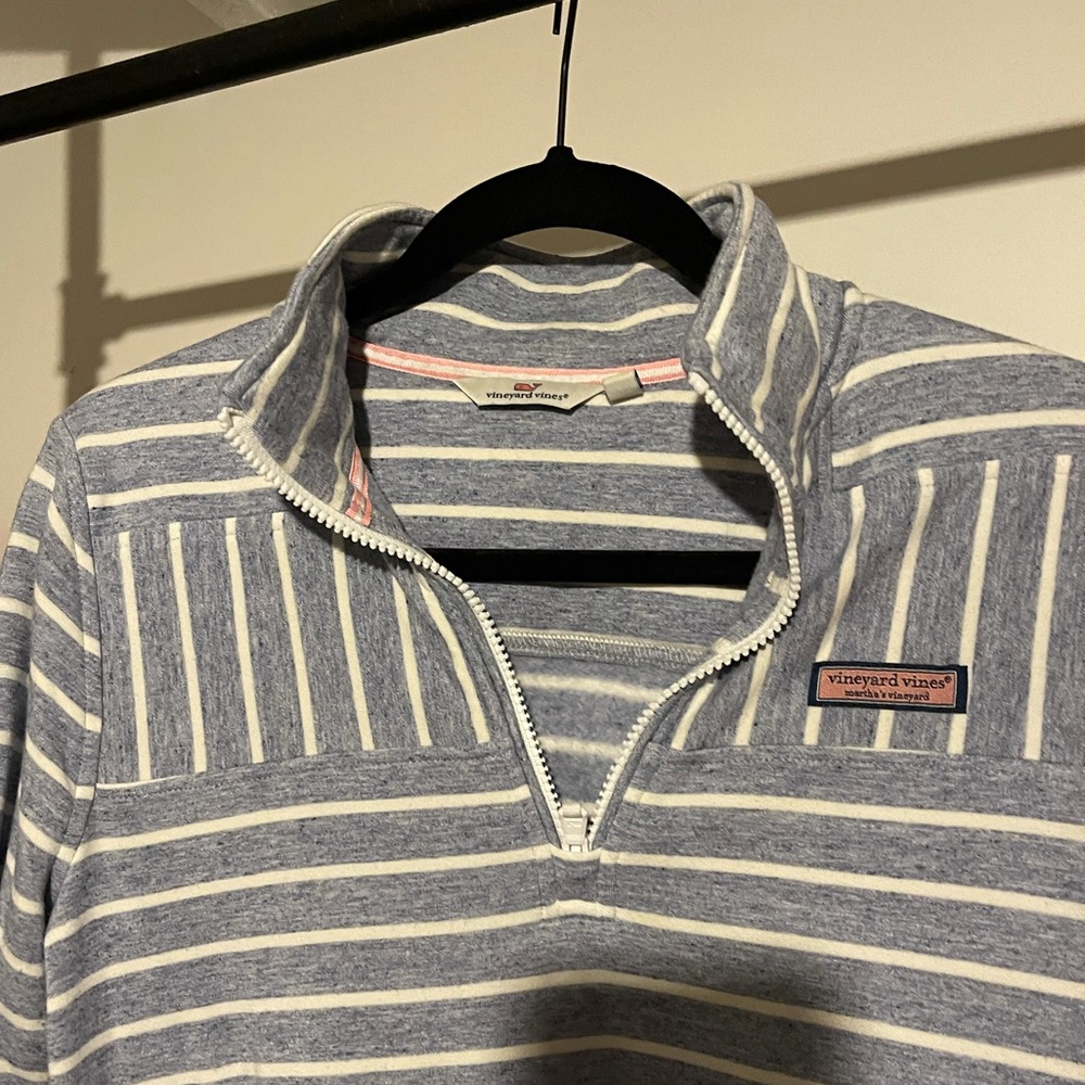 Vineyard Vines Sweatshirt!